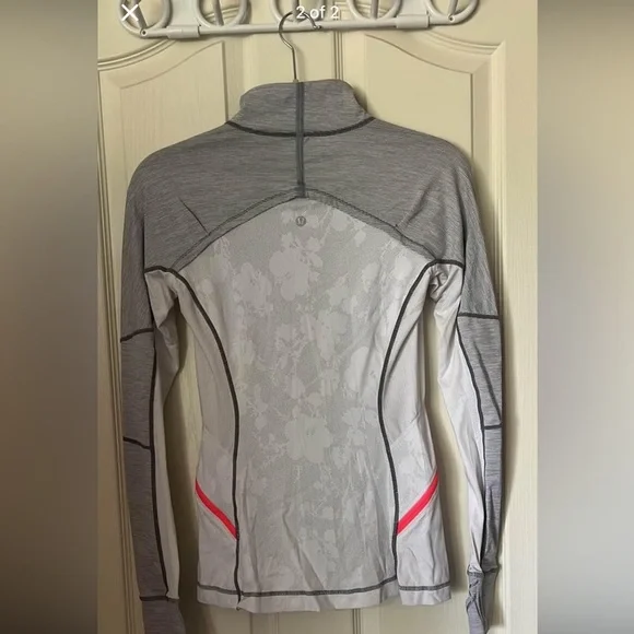 Lululemon Run Wild Half Zip - Picture 3 of 3